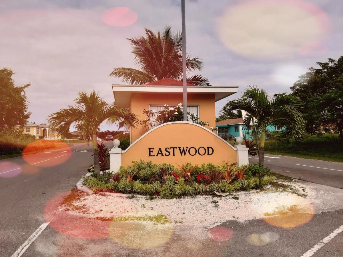 Hotel Eastwood Escape Nasáu Exterior foto